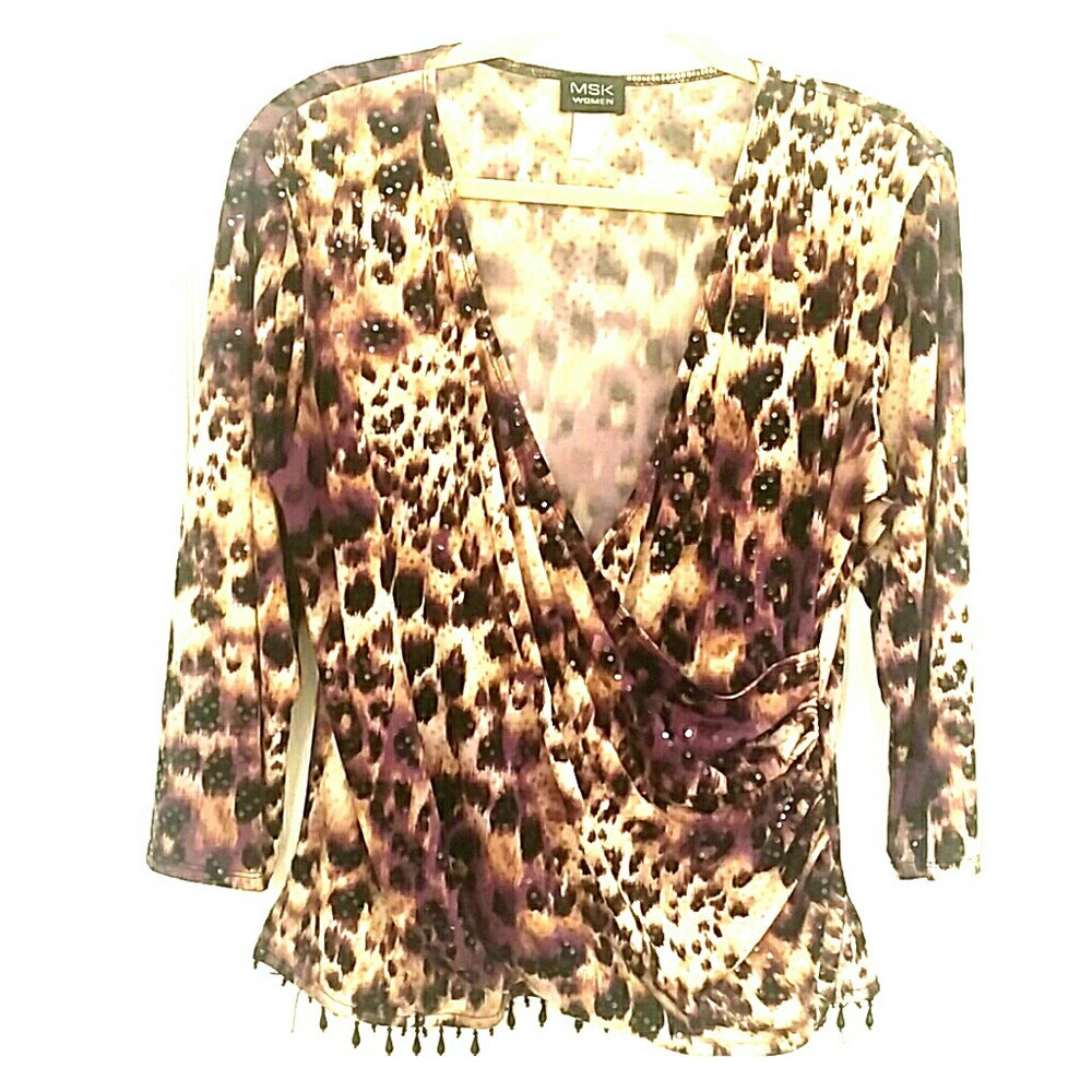 Blouse sequined with beaded tassles on bottom